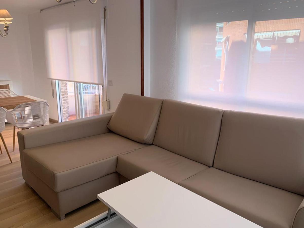 Ferienwohnung Acogedor Y Espacioso Apartamento En Alicante Exterior foto