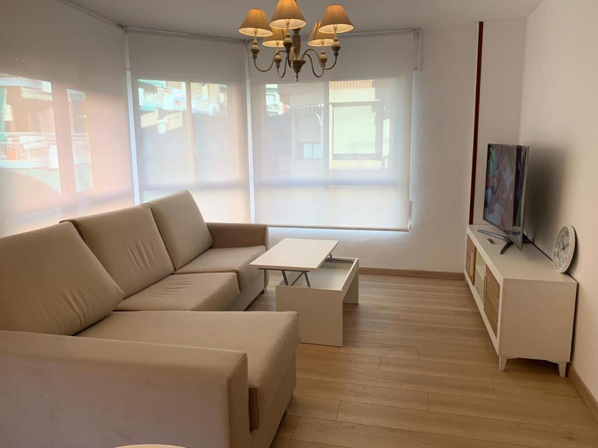 Ferienwohnung Acogedor Y Espacioso Apartamento En Alicante Exterior foto