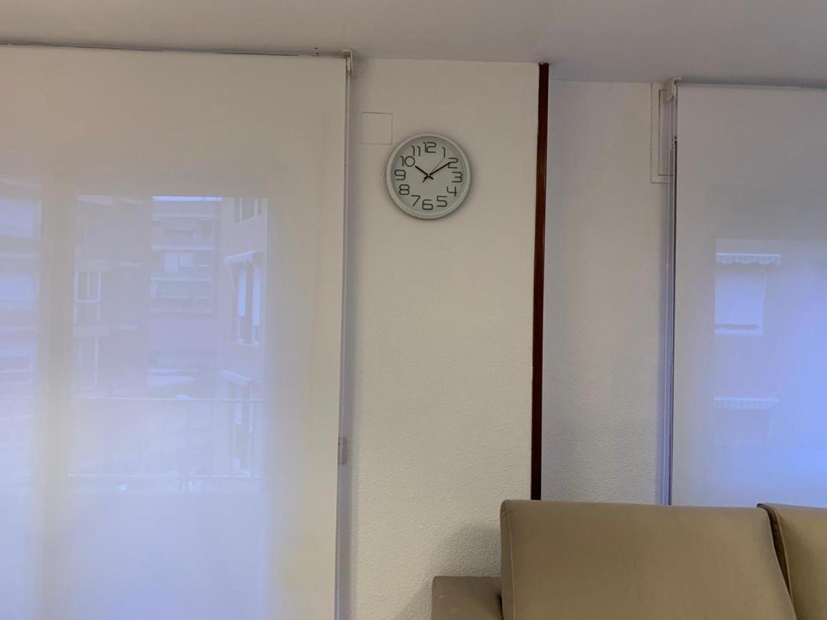 Ferienwohnung Acogedor Y Espacioso Apartamento En Alicante Exterior foto